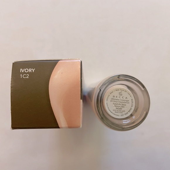 NIB Becca Ivory 1C2 Ultimate Coverage 24 Hour Foundation - Picture 2 of 6